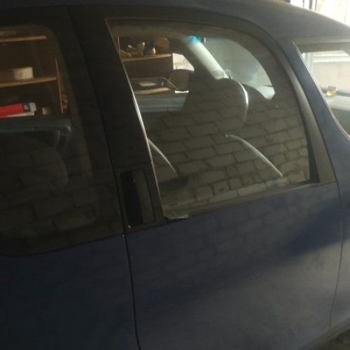 Повторный аукцион. Легковой автомобиль седан SKODA ROOMSTER. Цена снижена на 80%