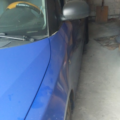 Легковой автомобиль седан SKODA ROOMSTER